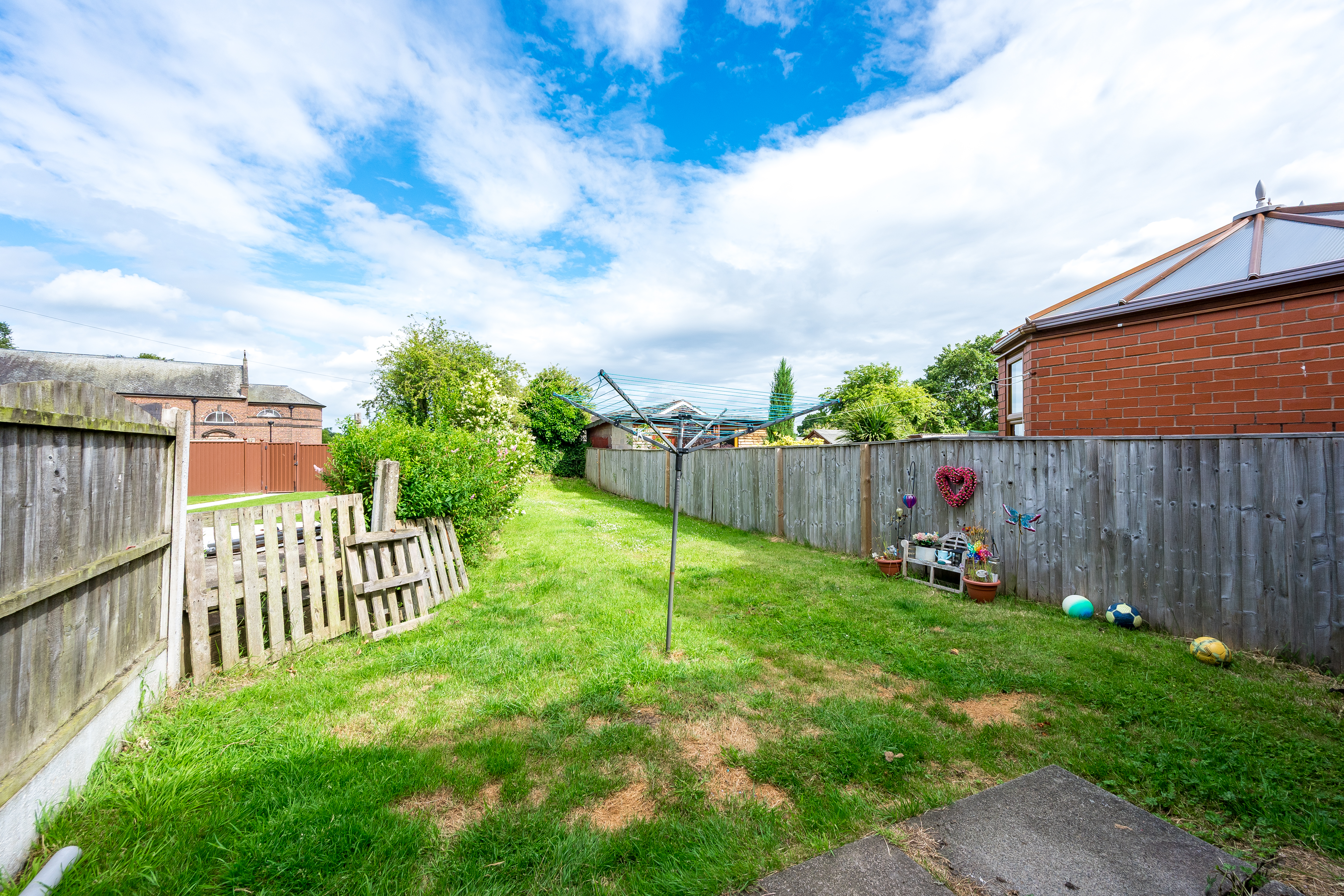 West End Avenue, Coppull, photo 19