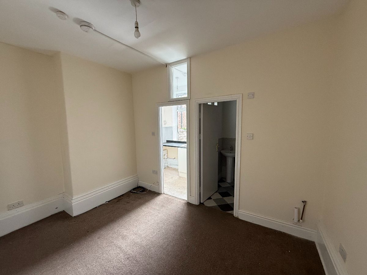 Tulketh Road - Flat 1, Ashton-on-Ribble, Preston, photo 4