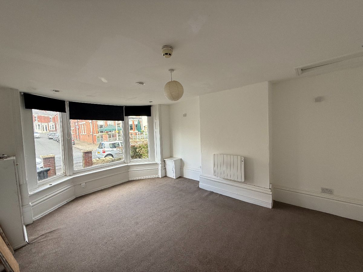 Tulketh Road - Flat 1, Ashton-on-Ribble, Preston