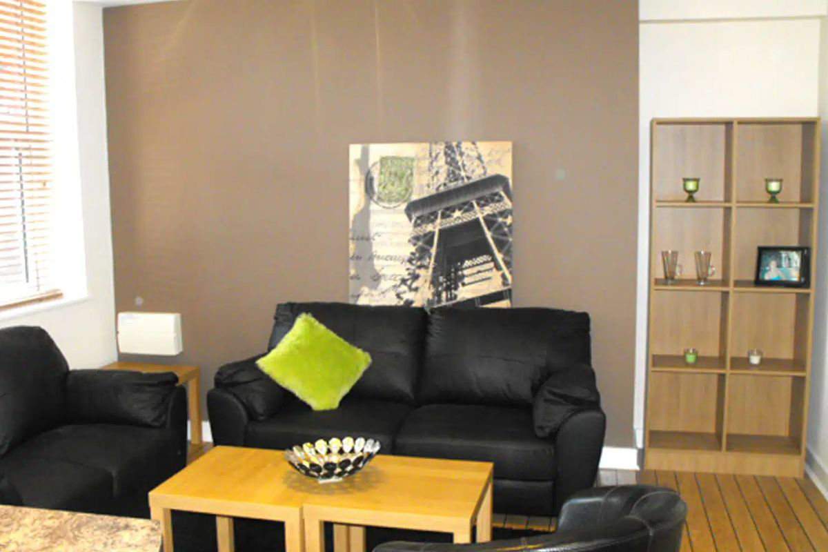 Photo 10