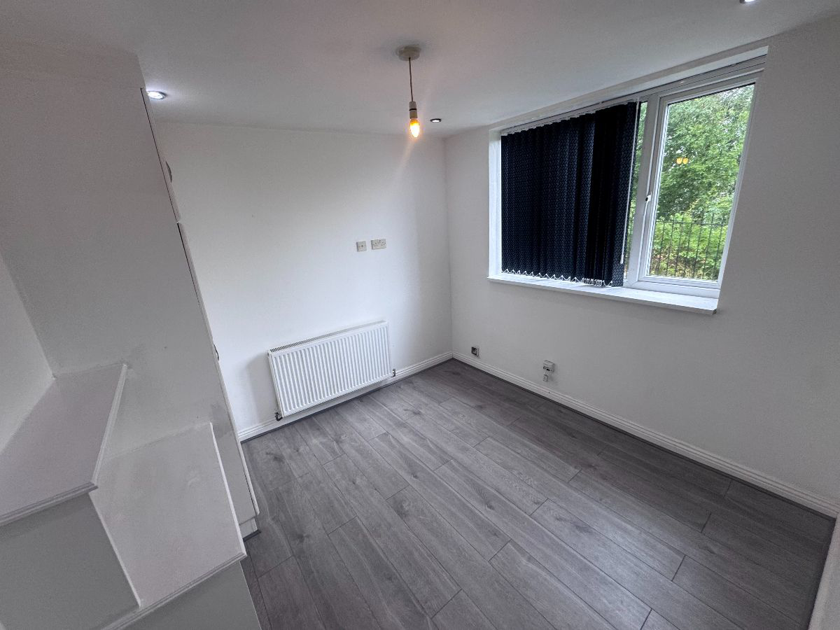 9 West View Terrace, PRESTON PR1 8UA