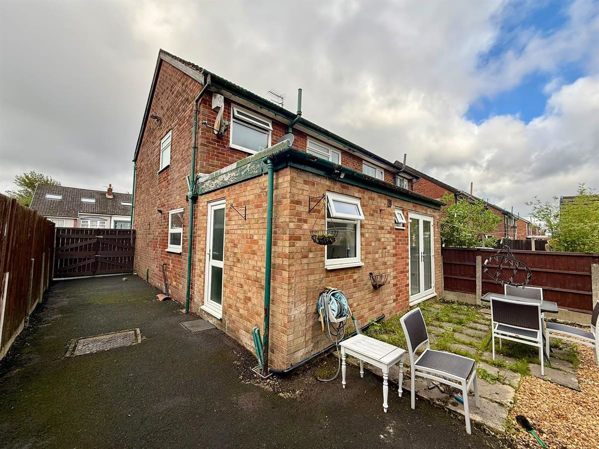 Ronaldsway, Preston, photo 22
