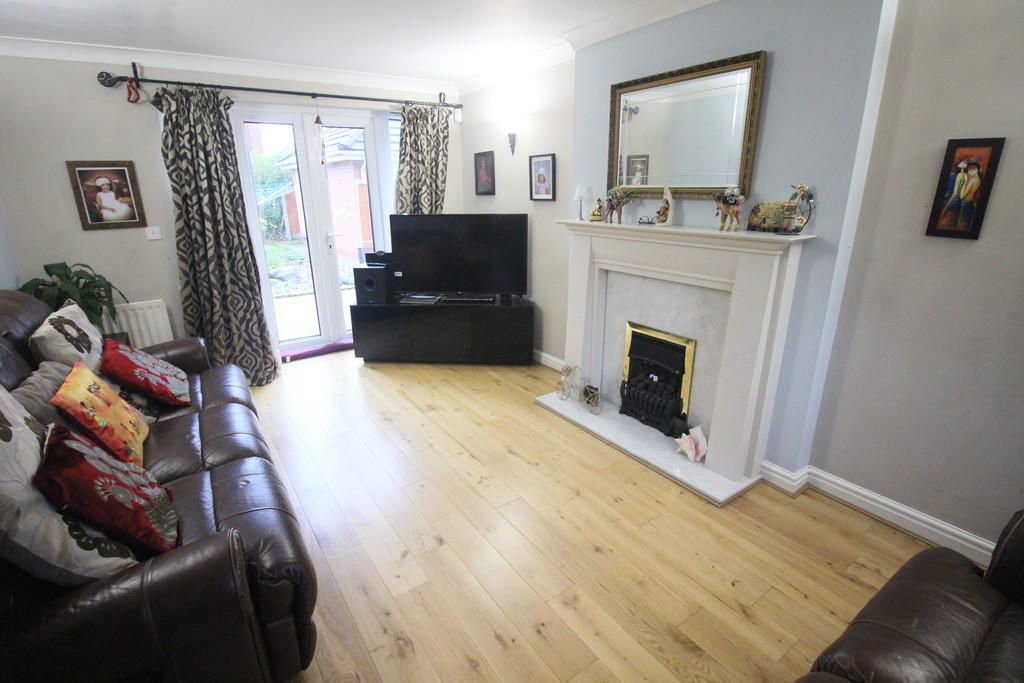 Sharoe Green Lane, Fulwood, Preston, photo 2