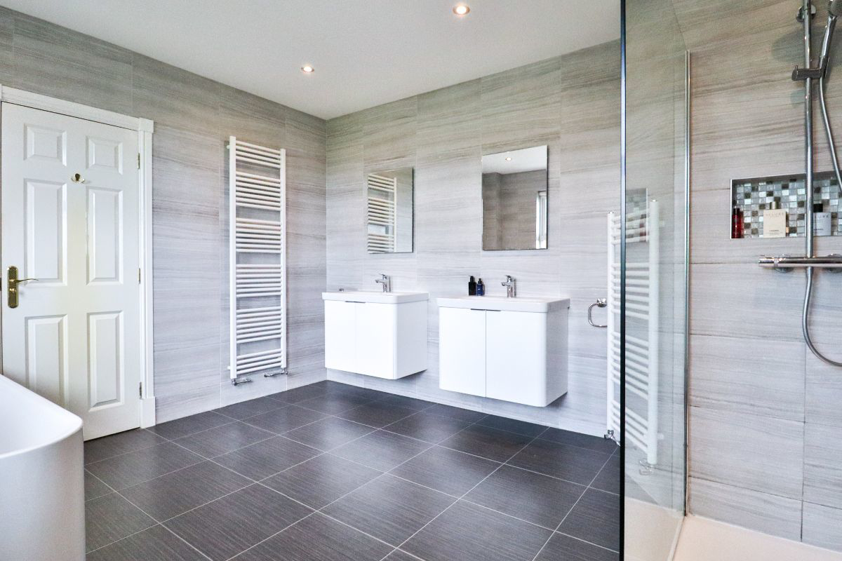 Ensuite II 