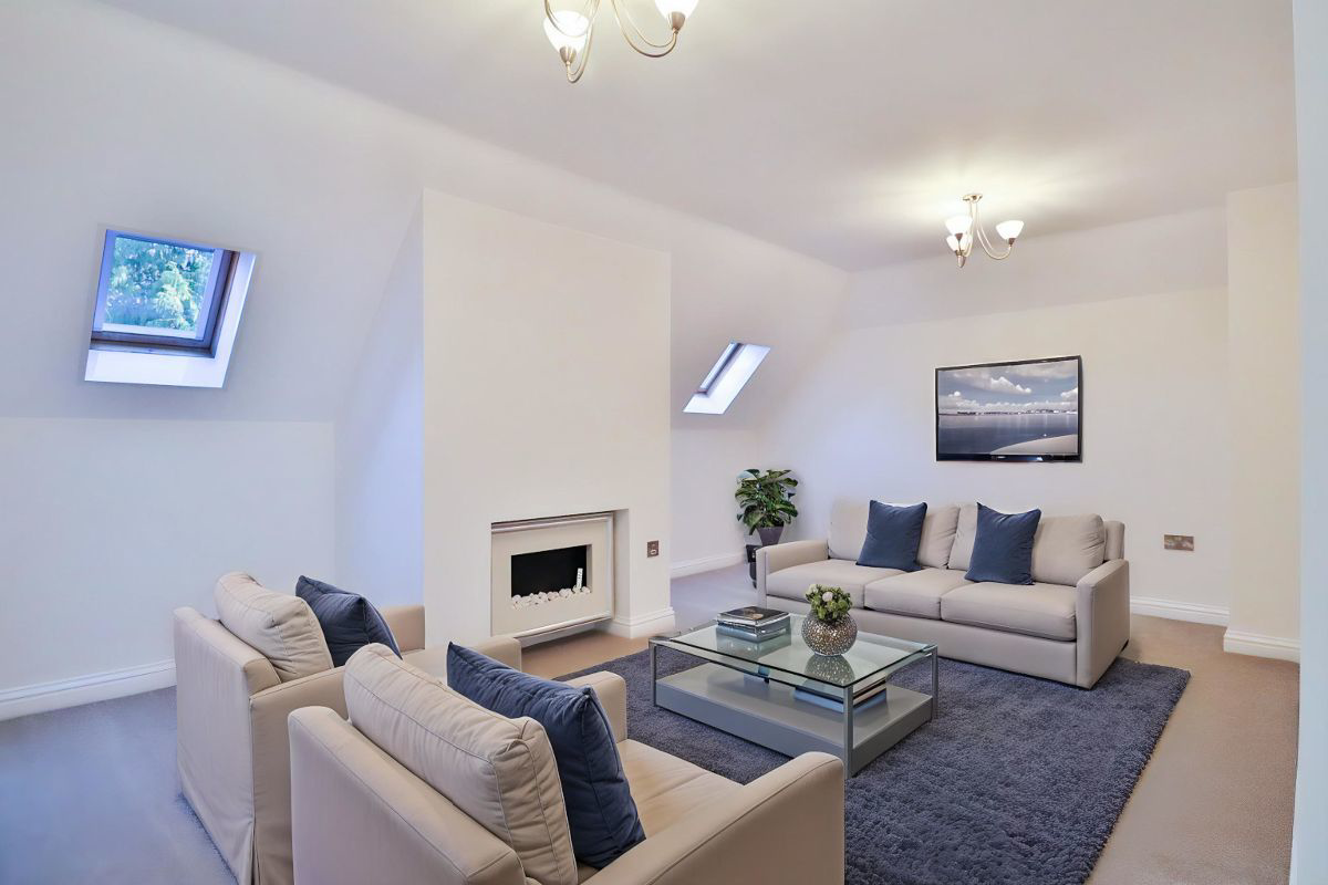 Yew Lodge, Greystones Drive, Darlington, photo 5