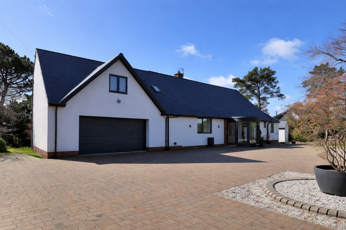 Broad Acres, Bolam, DL2, photo 16