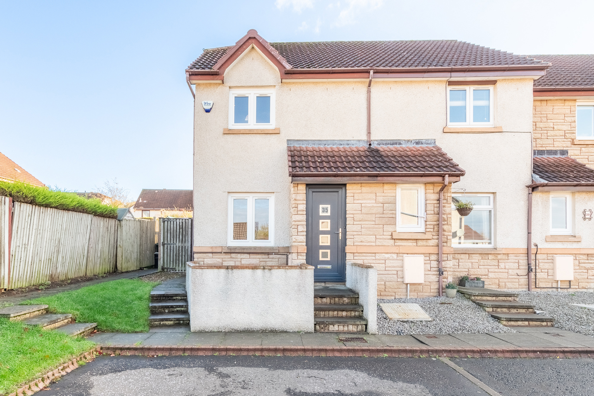 35 The Murrays Brae, Liberton, Edinburgh, EH17 8UF