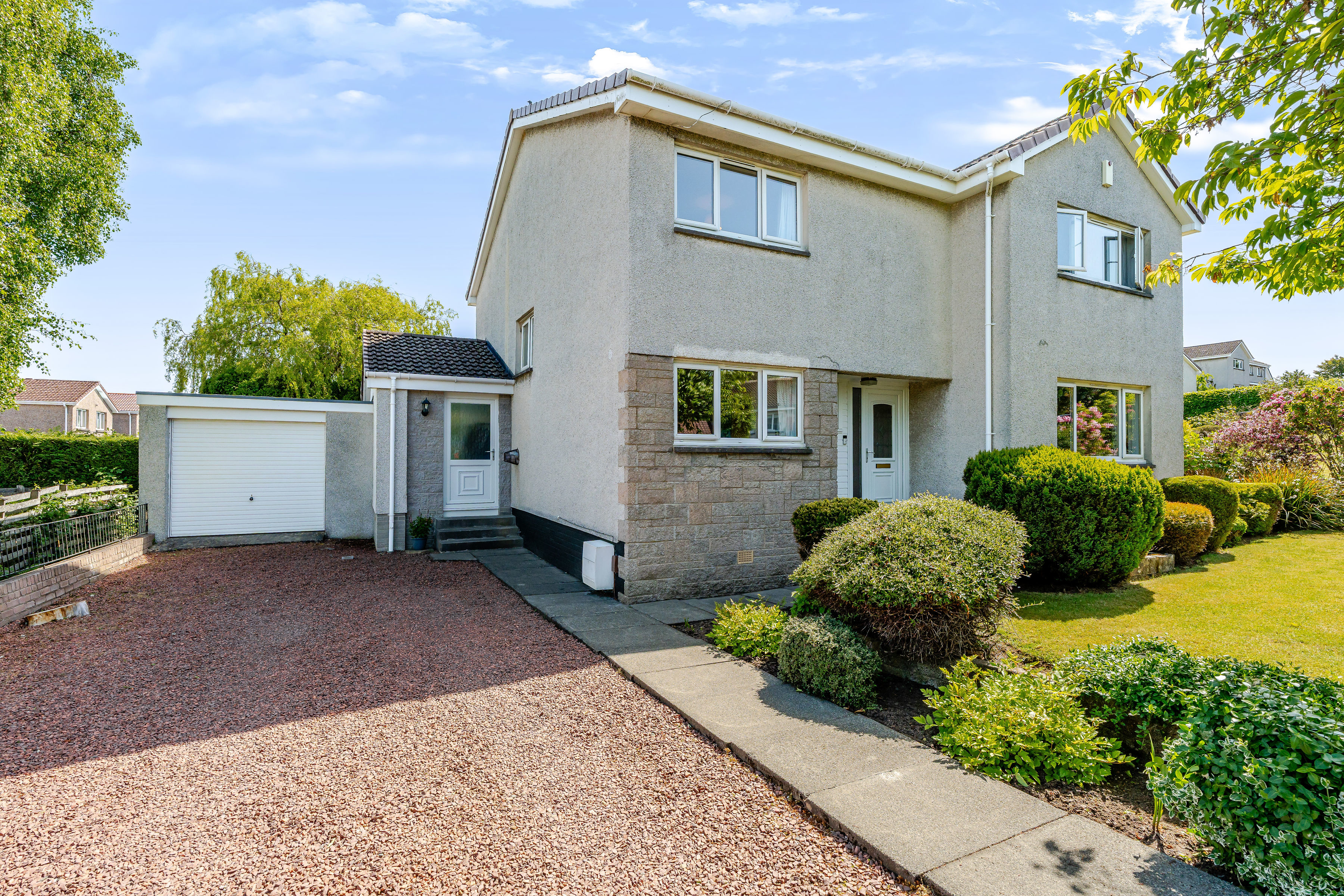 3 Cherry Tree Crescent, Balerno, EH14 5AX