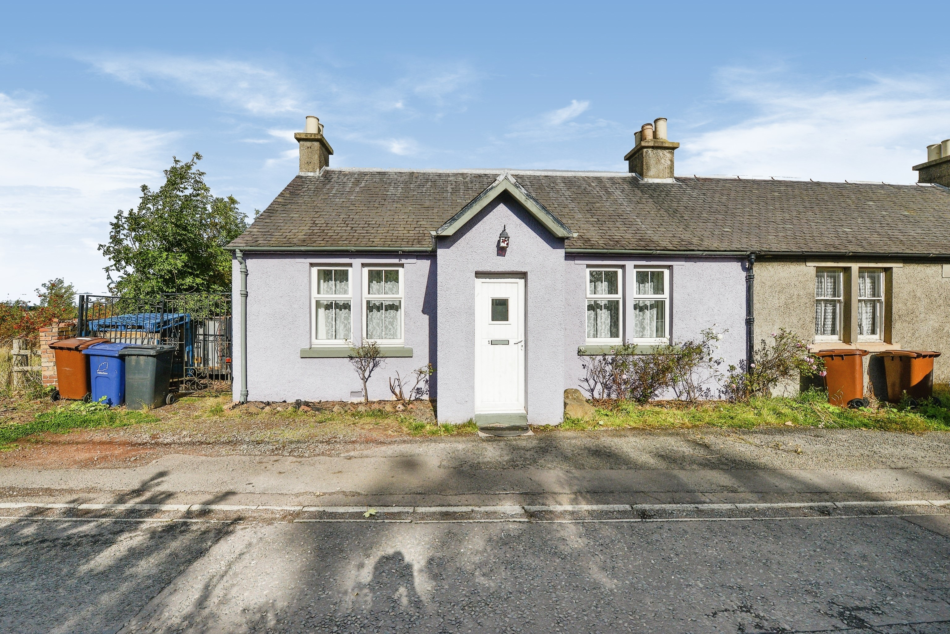 1 Shawfair Farm Cottages, Dalkeith, EH221SG