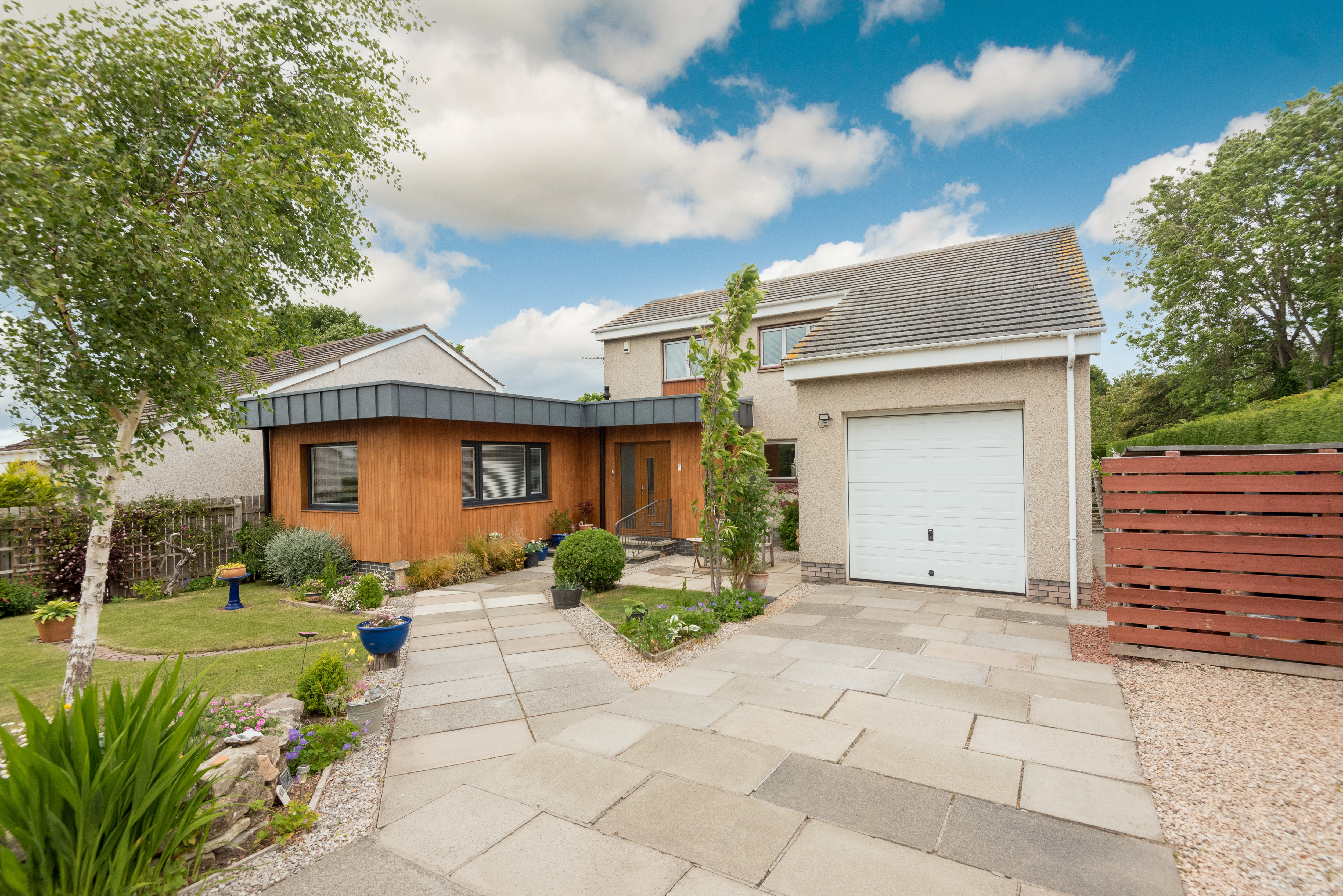 6 Orchard Court, Longniddry, EH32 0PE