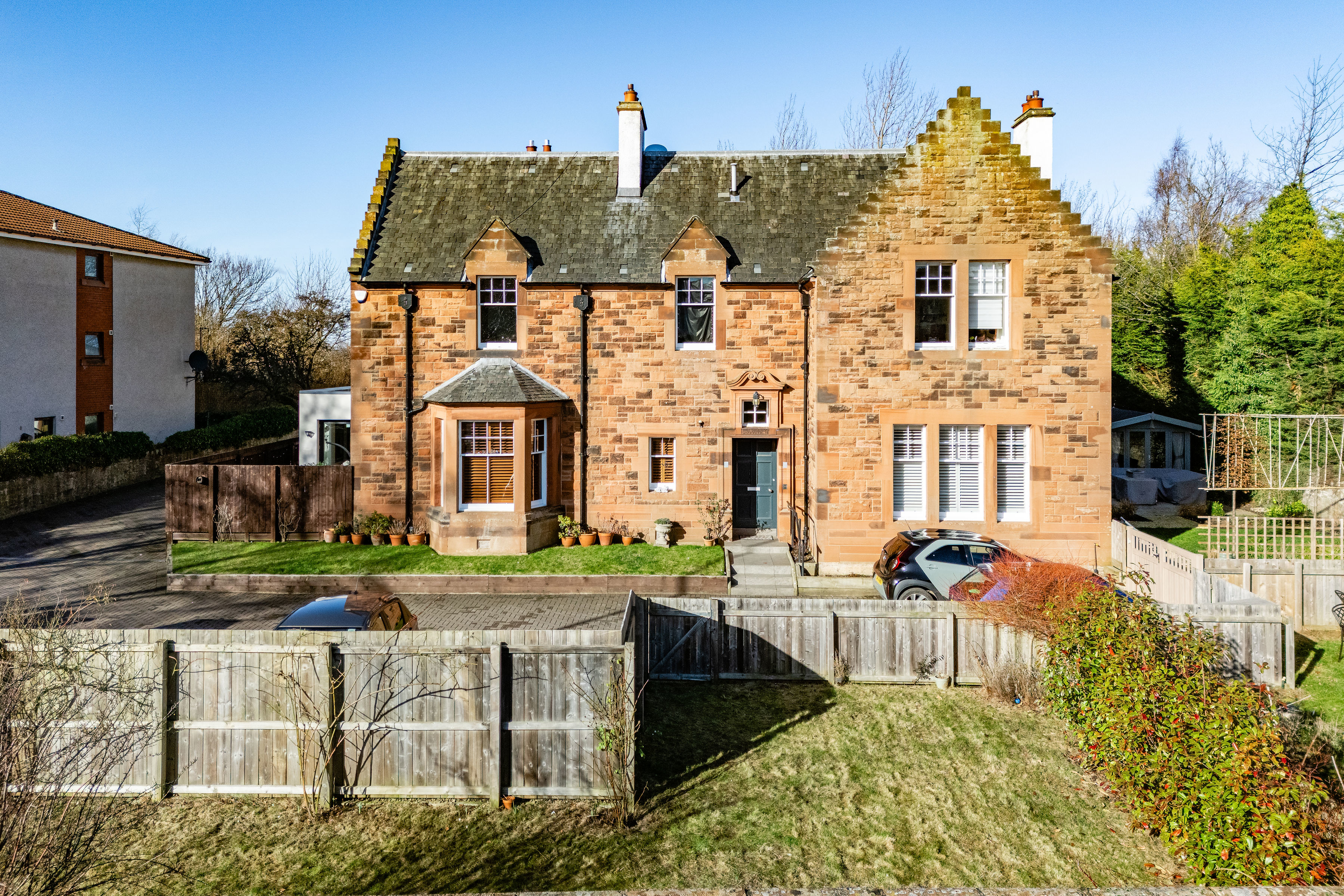 432/3 Lanark Road, Colinton, Edinburgh, EH13 0NJ