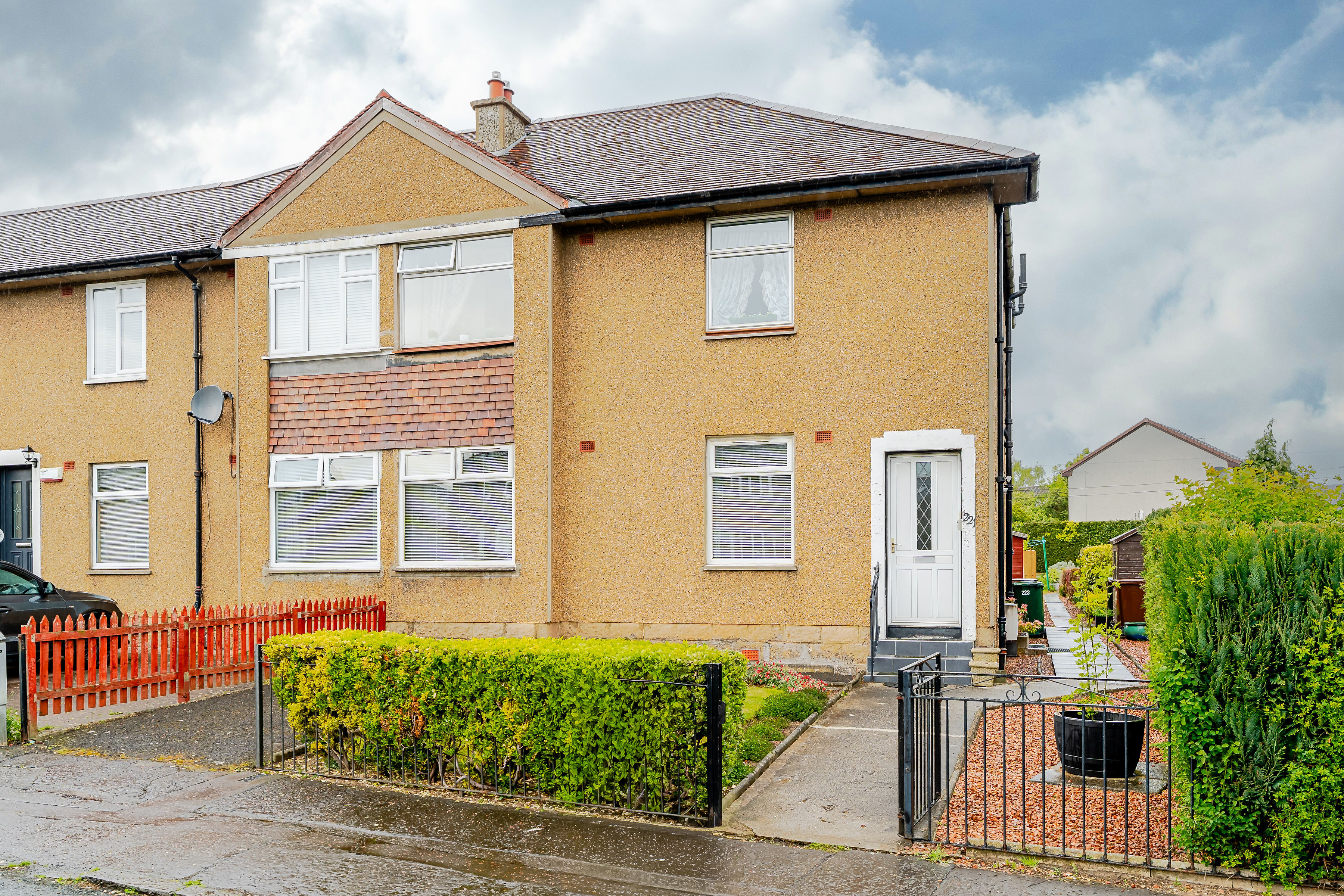 221 Broomfield Crescent, Carrick Knowe, Edinburgh, EH12 7NH