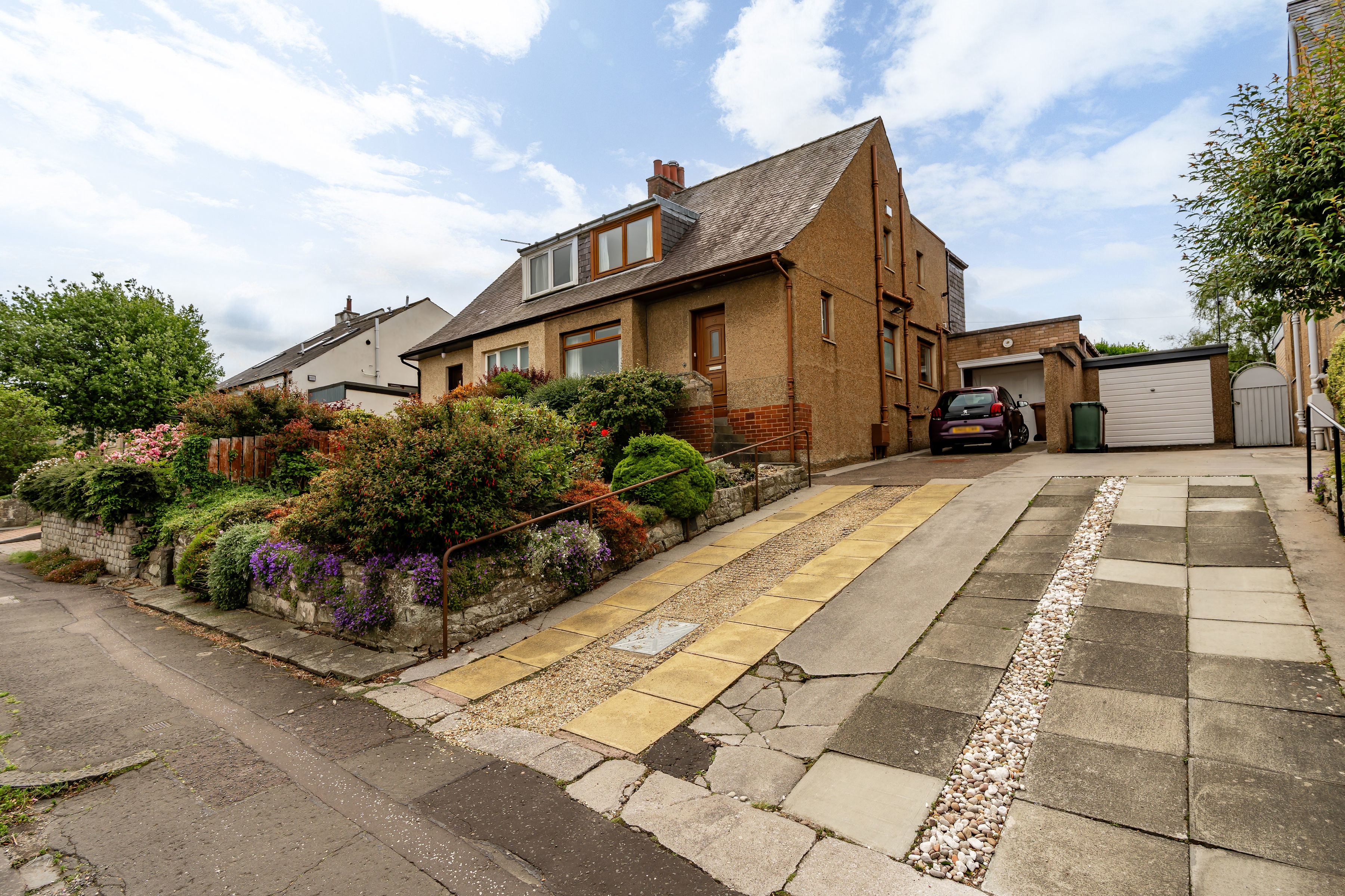 35 March Road, Blackhall, Edinburgh, EH4 3TA