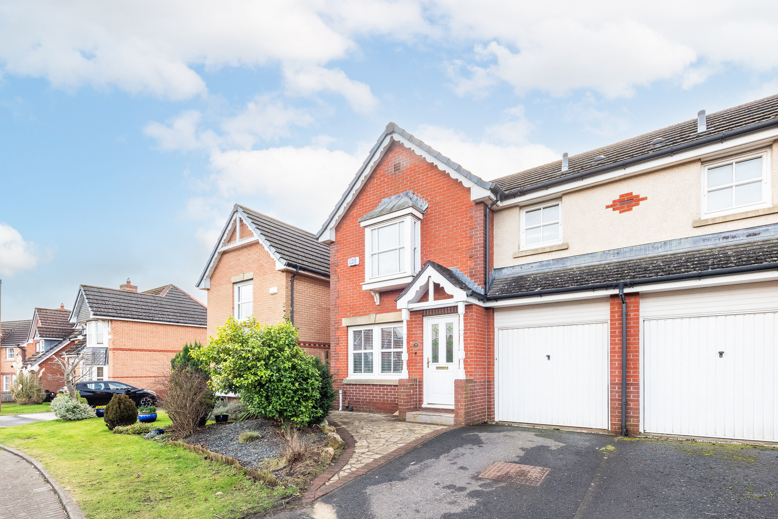 39 Malbet Wynd, Liberton, Edinburgh, EH16 6AB