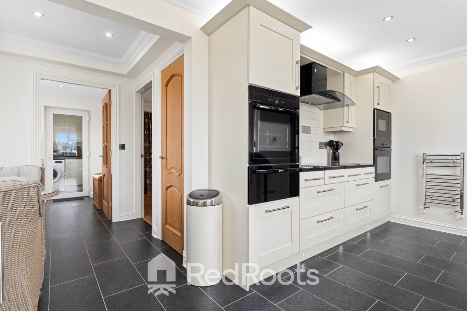 Brockholes, Moss Road, Moss, Doncaster, South Yorkshire, DN6, photo 9