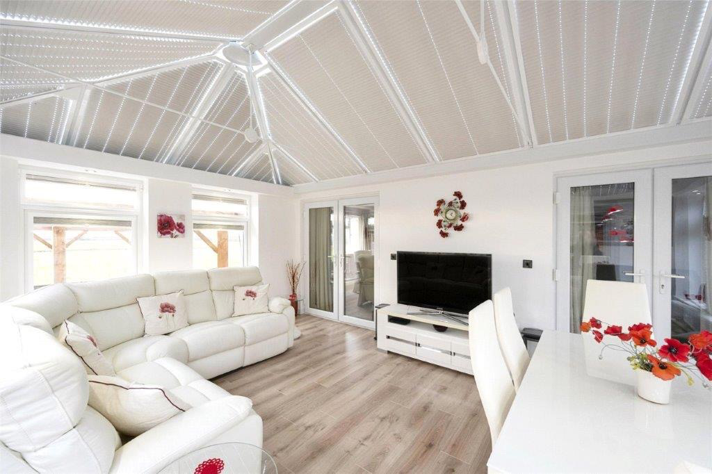 Brockholes, Moss Road, Moss, Doncaster, South Yorkshire, DN6, photo 15