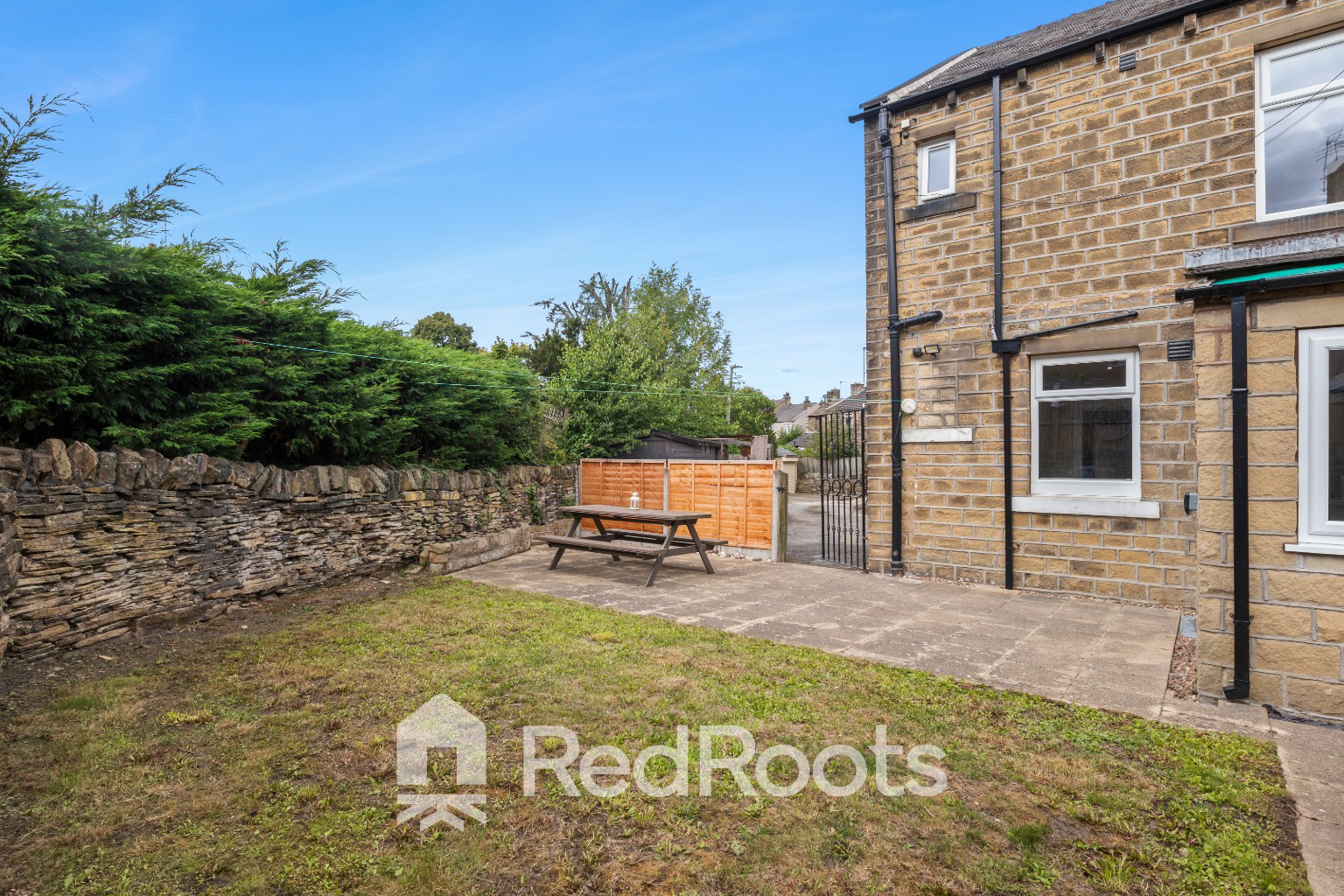 Wakefield Road, Almondbury, Huddersfield, HD5 8PS, photo 2