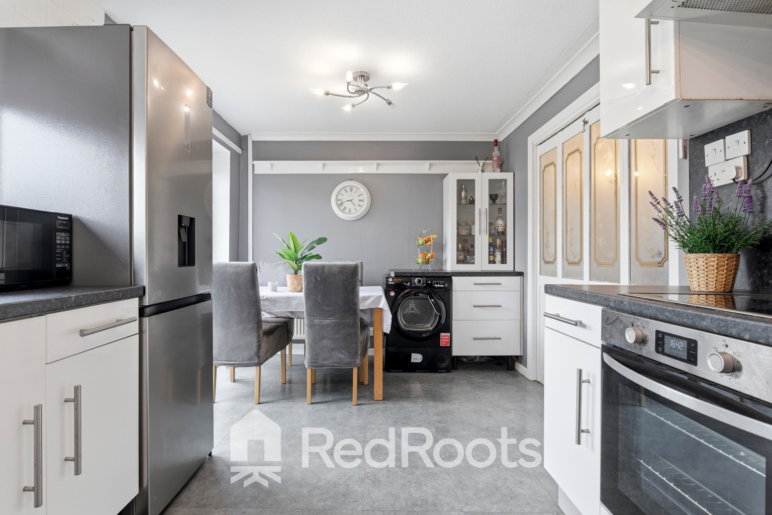 4 Newton Close, Newton Hill, photo 4