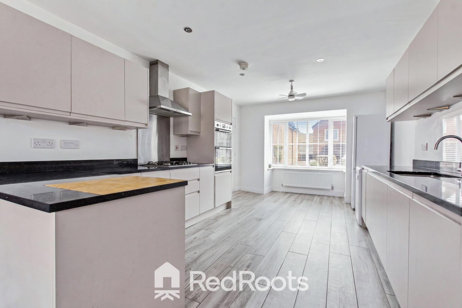 Wise Crescent, Morley, LS27, photo 5