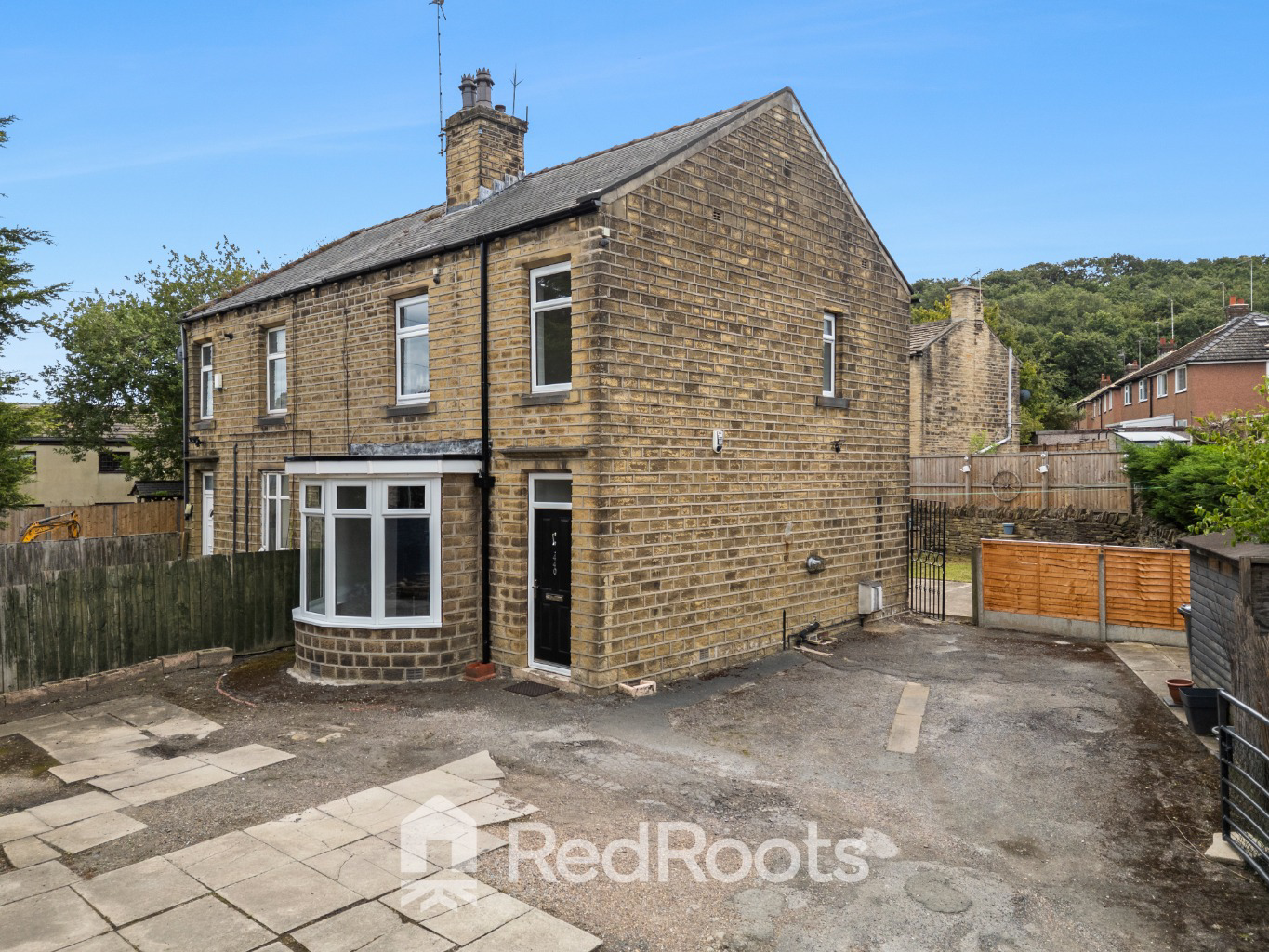 Wakefield Road, Almondbury, Huddersfield, HD5 8PS