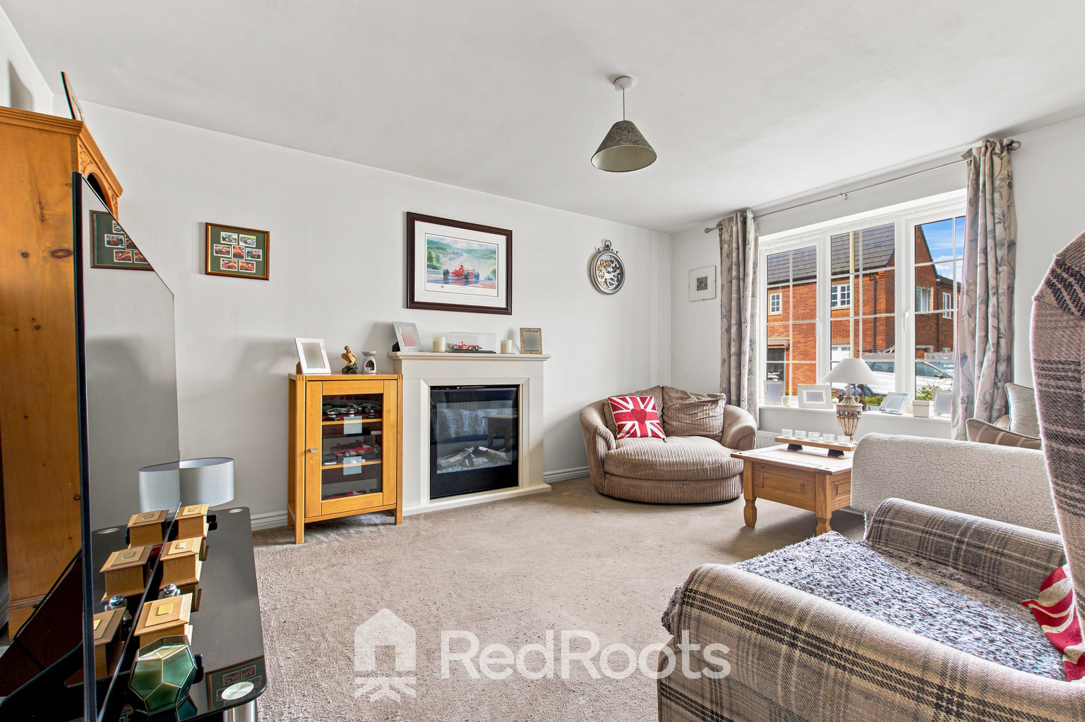 Warren Court, Featherstone, WF7, photo 2