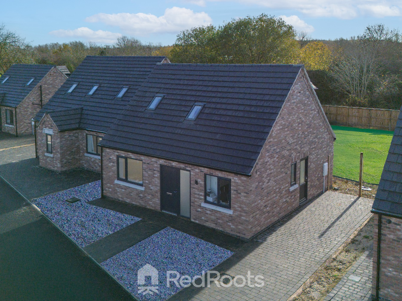 2 Long Pasture Drive, Norton, Doncaster, South Yorkshire, DN6 9FJ