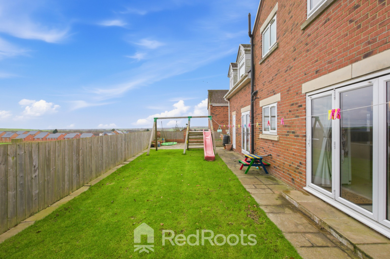 Peters Close, Upton, Pontefract, West Yorkshire, WF9, photo 36