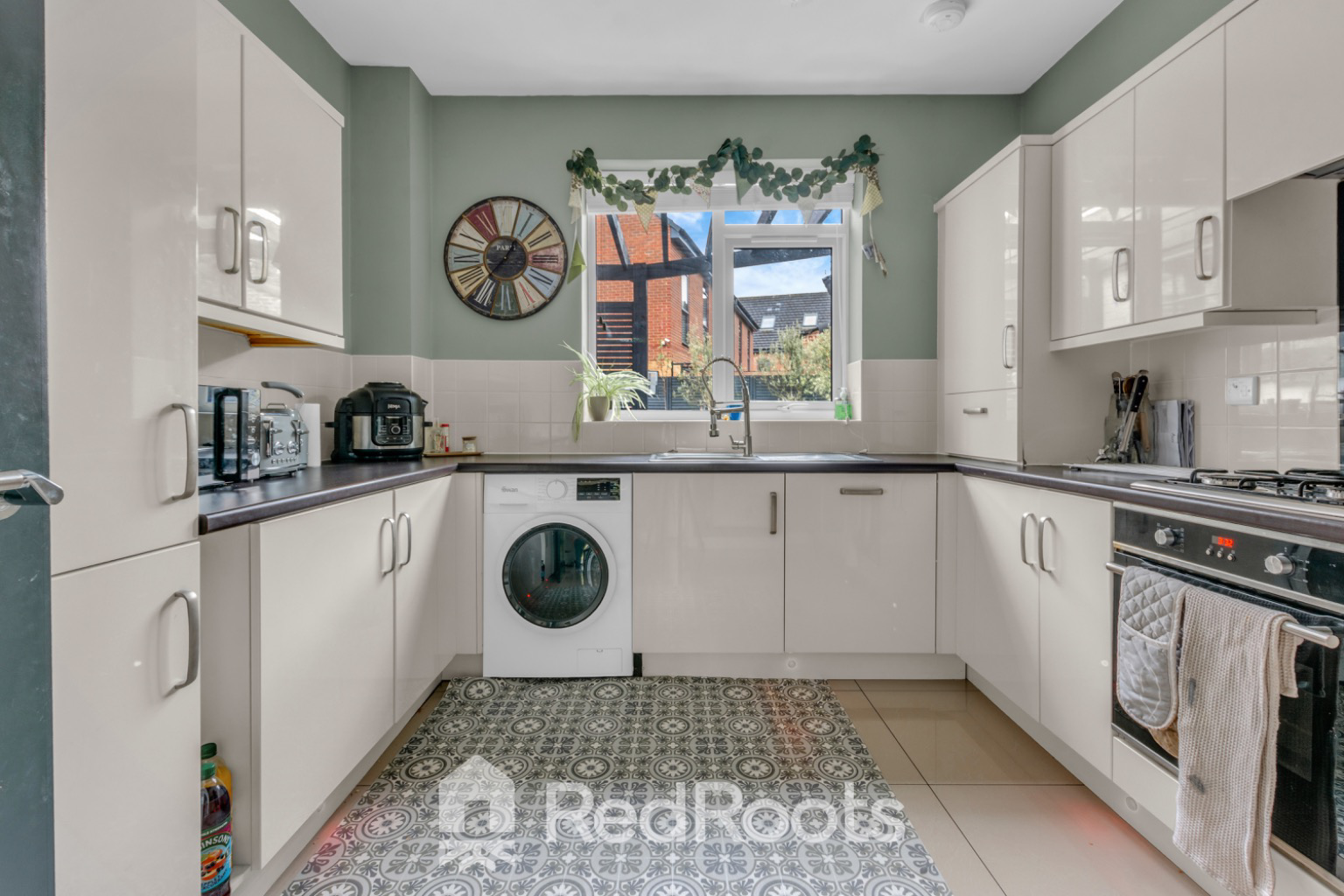 Fox Gardens, Bentley, Doncaster,  DN5, photo 8