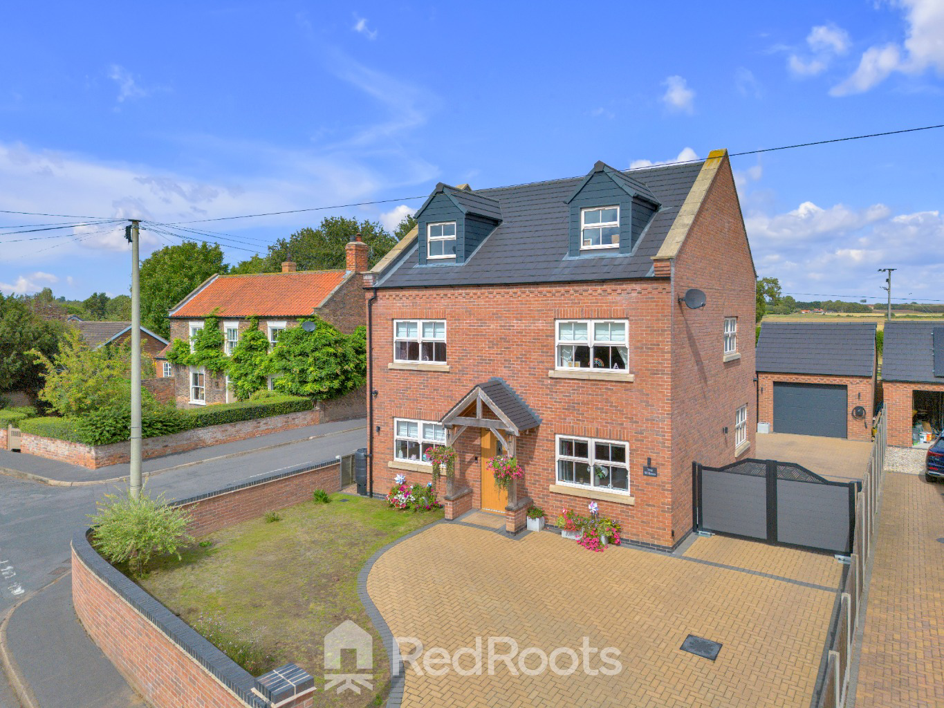 The Willows, Main Street, Graizelound, Haxey, Doncaster, Lincolnshire, DN9 2LY