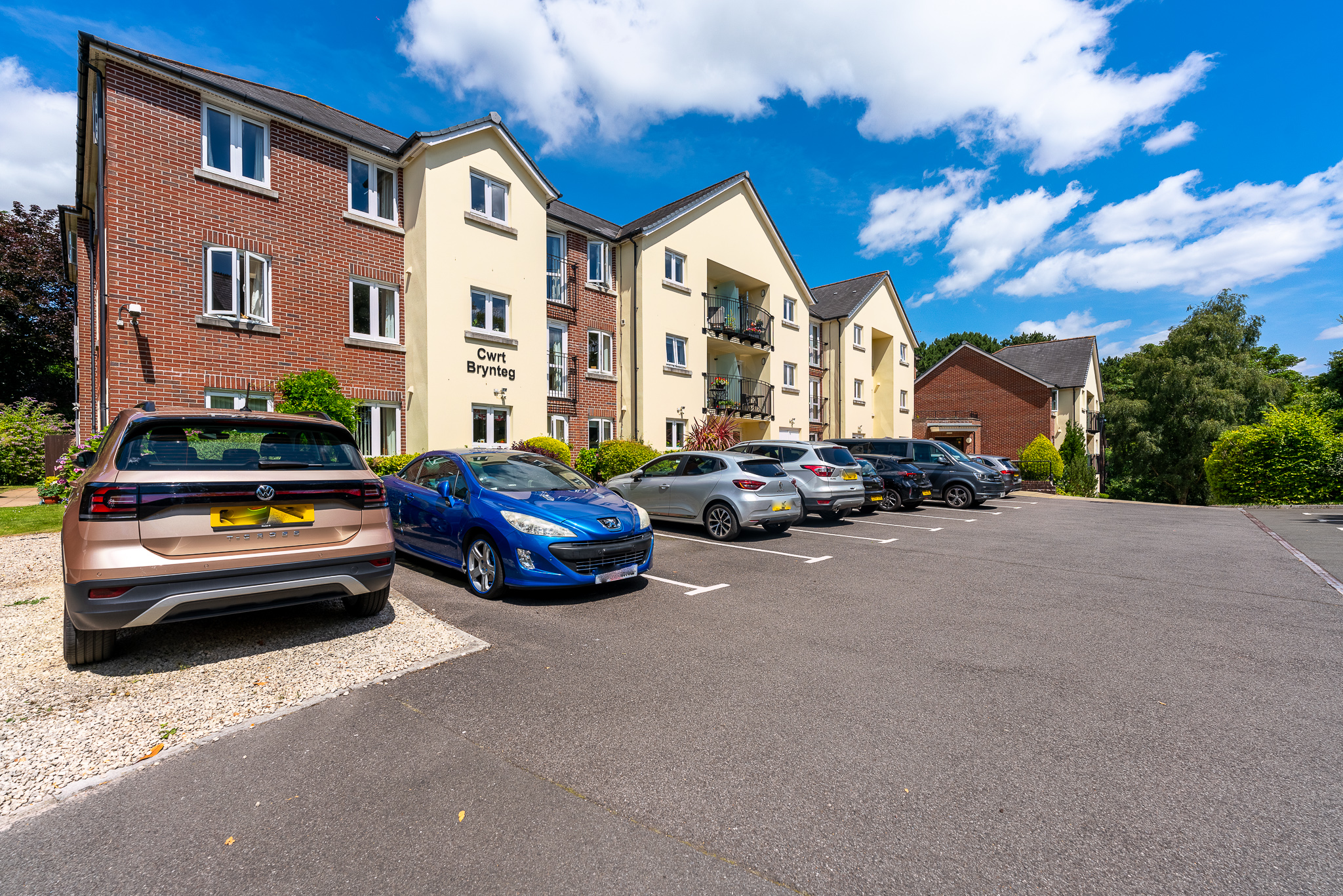 Station Road, Radyr, CF15