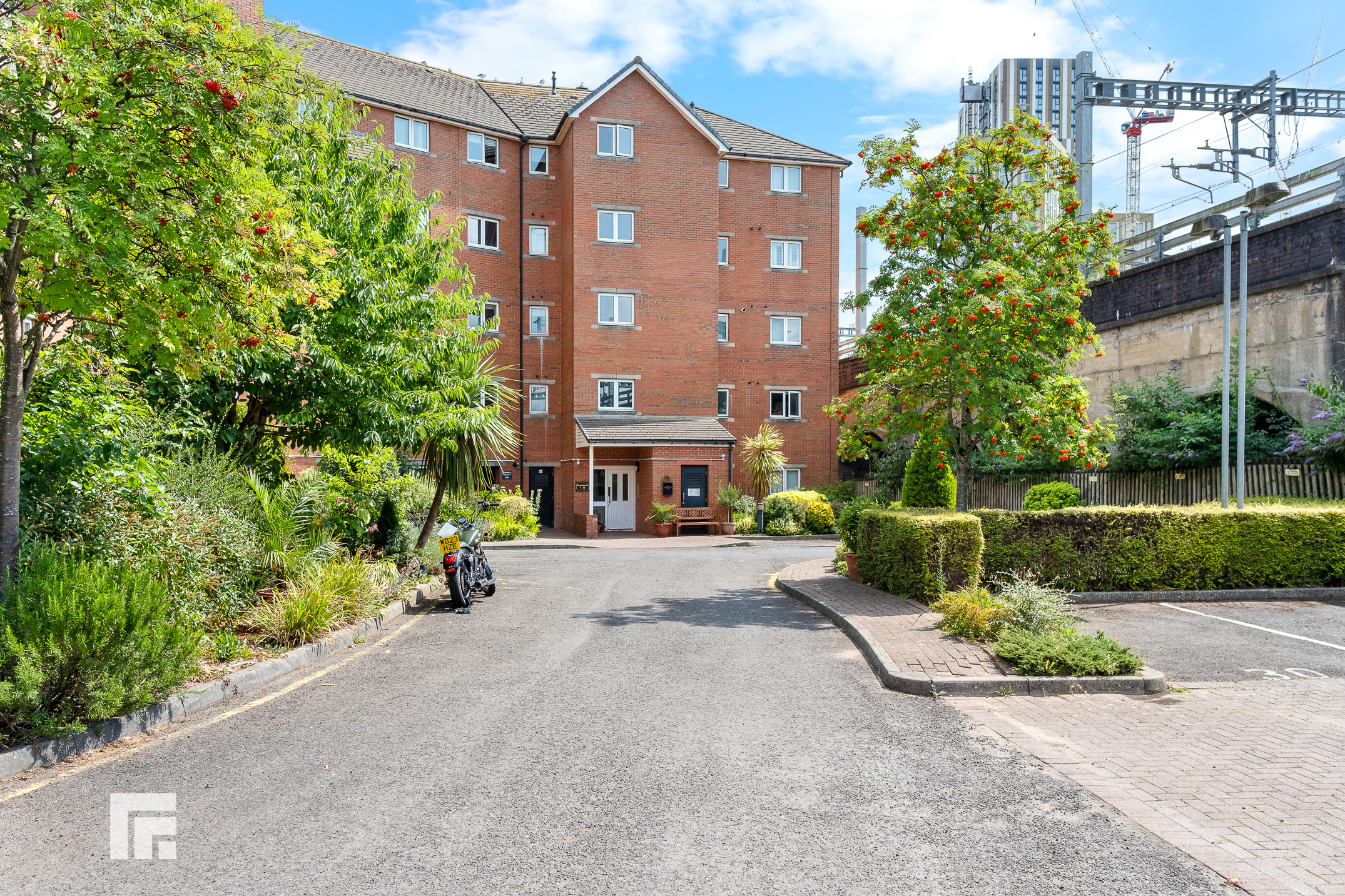 Century Court, Taffs Mead Embankment