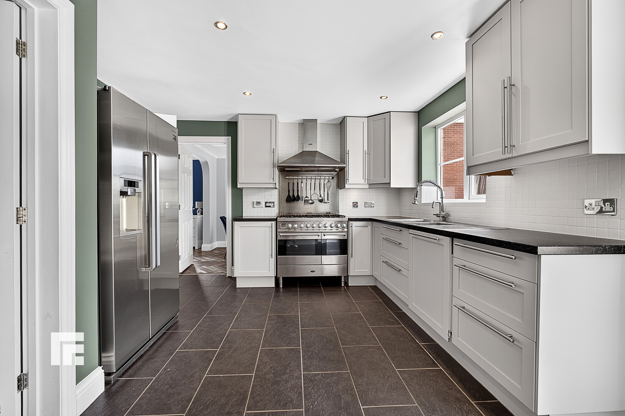Gilbert Lane, Barry, CF63, photo 9