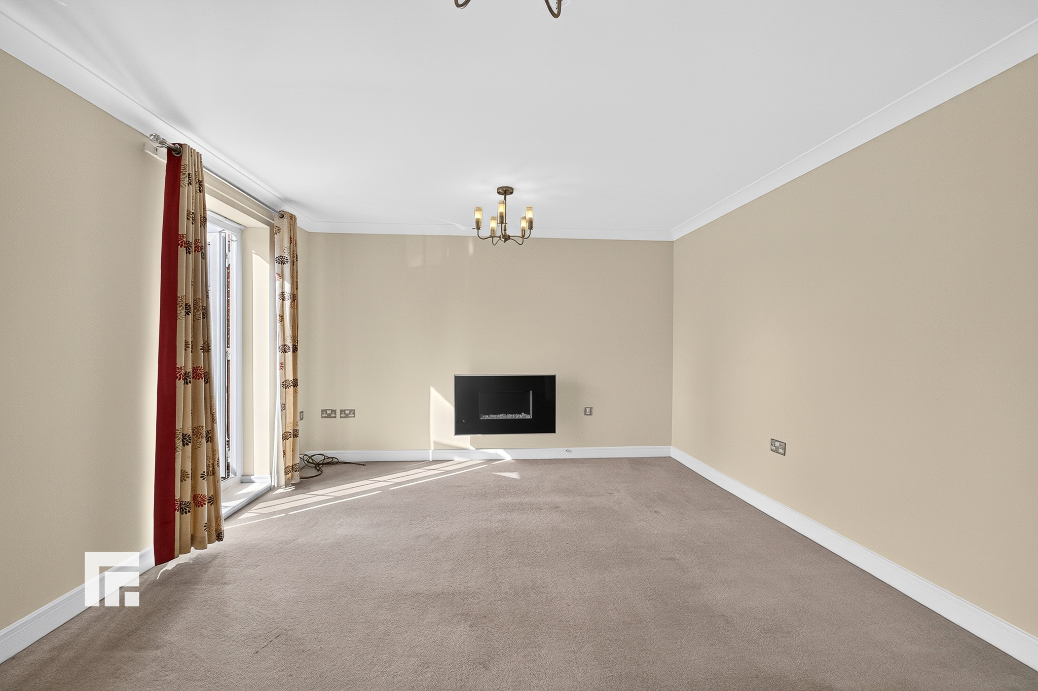 Cambrian Crescent, Marshfield, CF3, photo 18