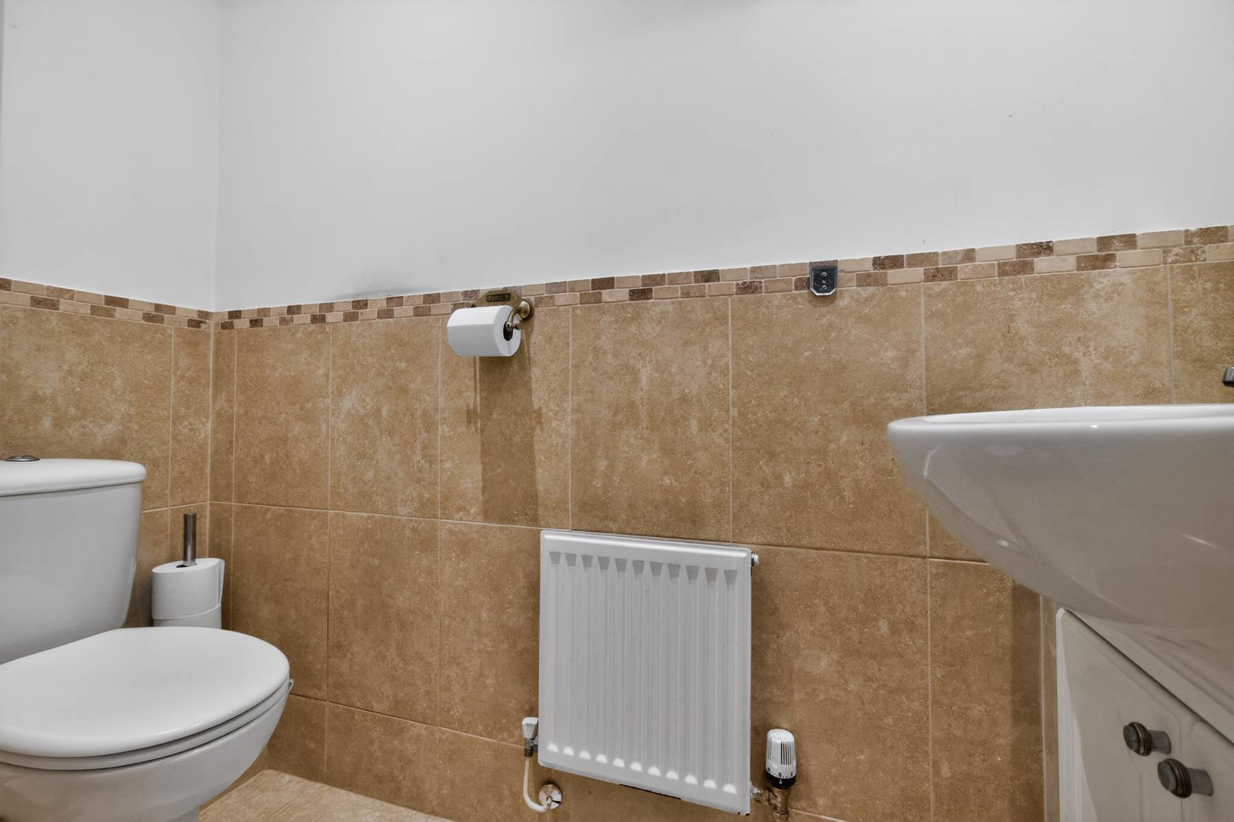 Llwyn Passat, Penarth, CF64, photo 22