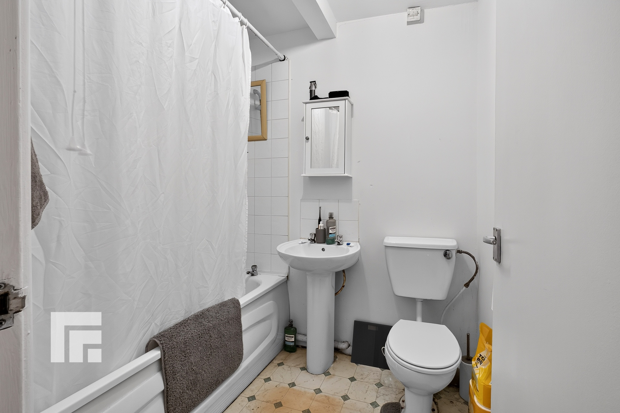 Neville Street, Cardiff, CF11, photo 6