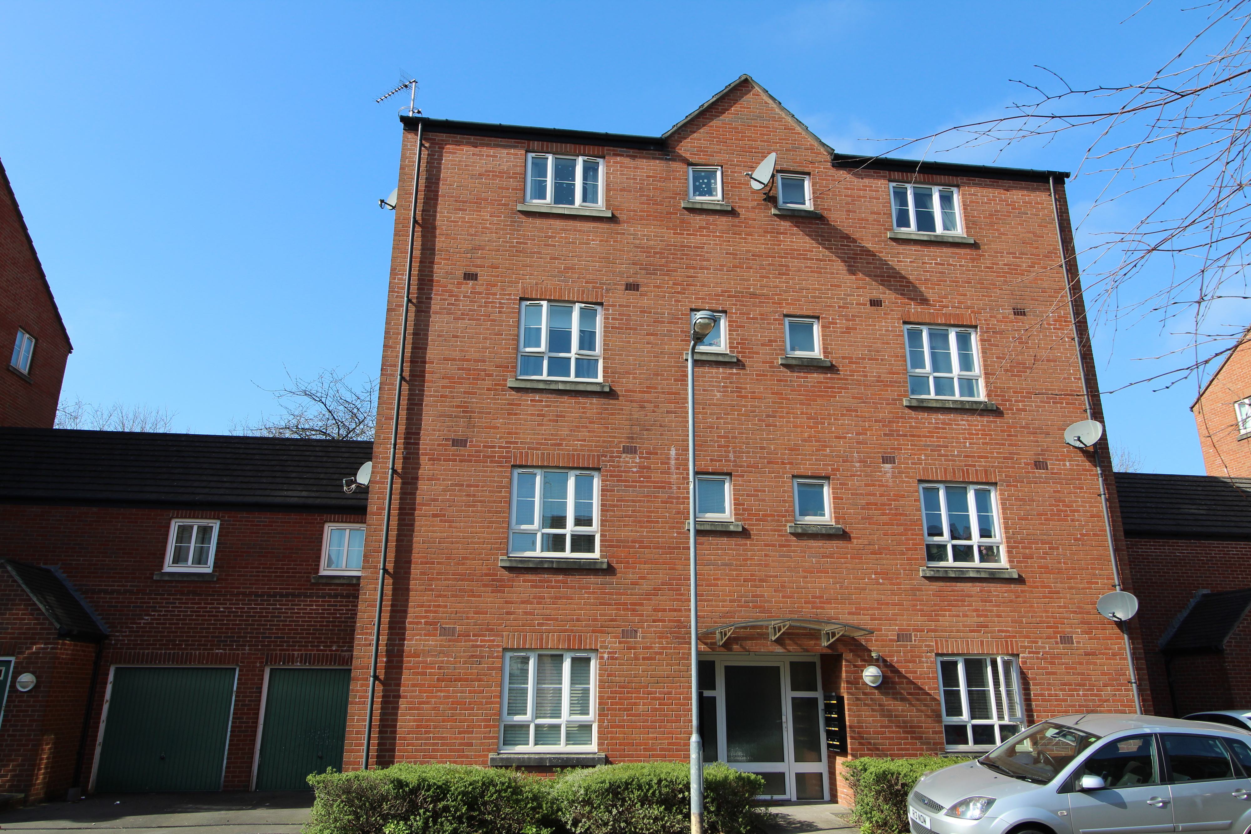 Ffordd Ty Unnos, Cardiff, CF14