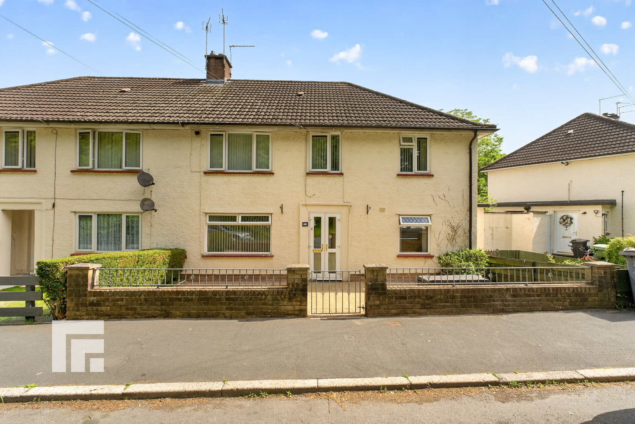 Castle View Tongwynlais Cardiff CF15 7LY