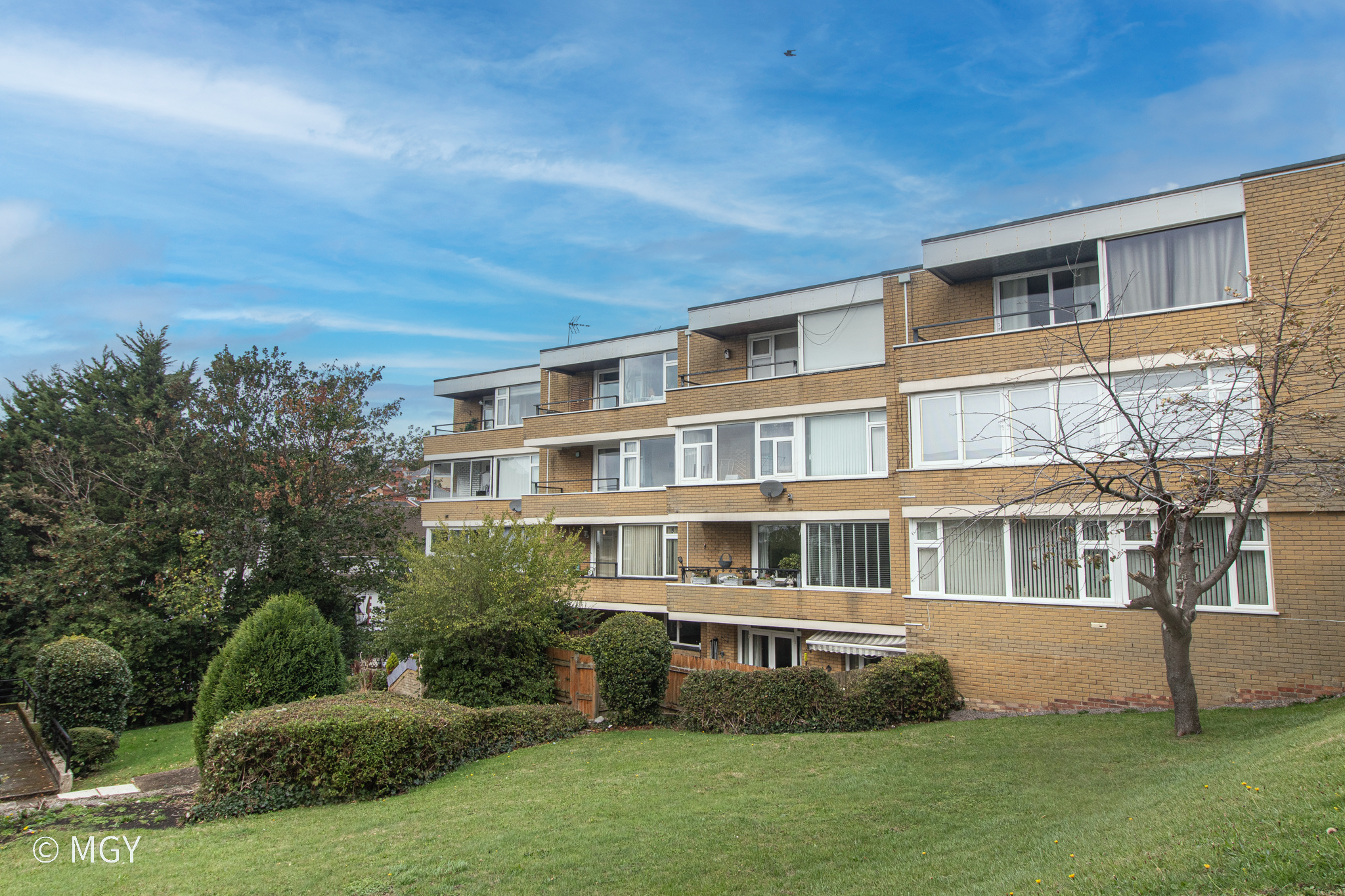 Yew Tree Court, St. Nicholas Close, Barry