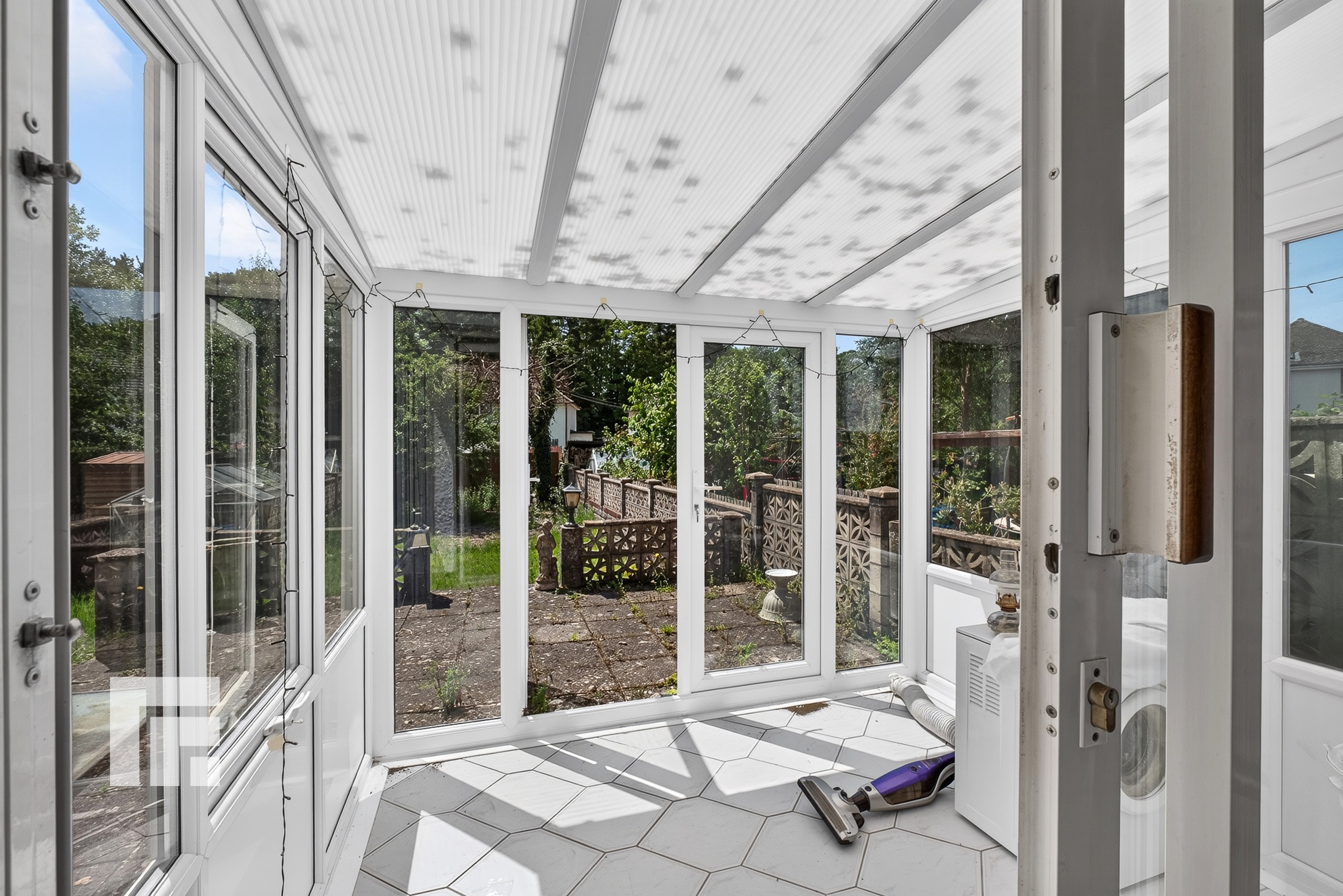 Green Meadow Drive Tongwynlais Cardiff CF15 7LW, photo 8