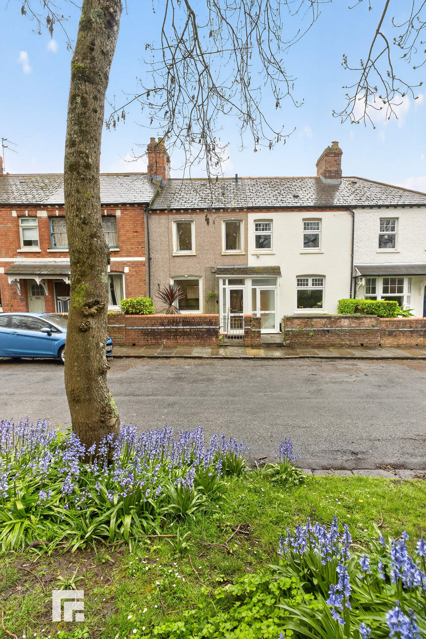 Sully Terrace , Penarth , CF64 3DS