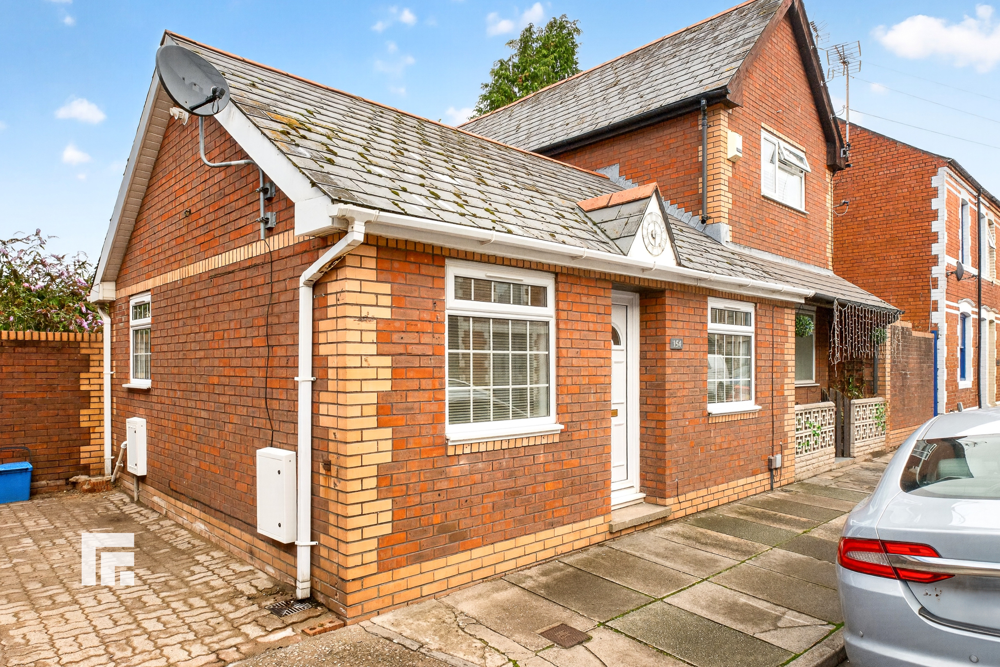 Pembroke Road, Cardiff, CF5