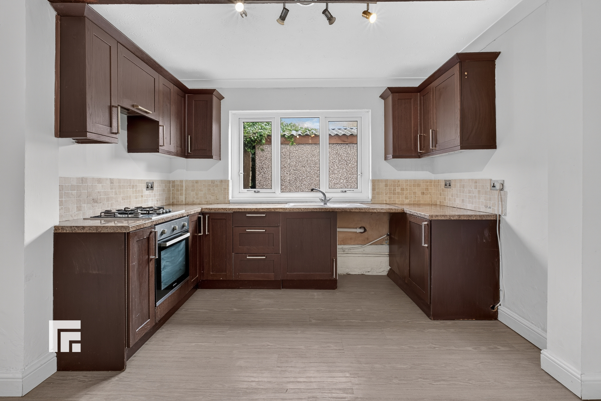 Gadlys Road West, Barry, CF62, photo 3