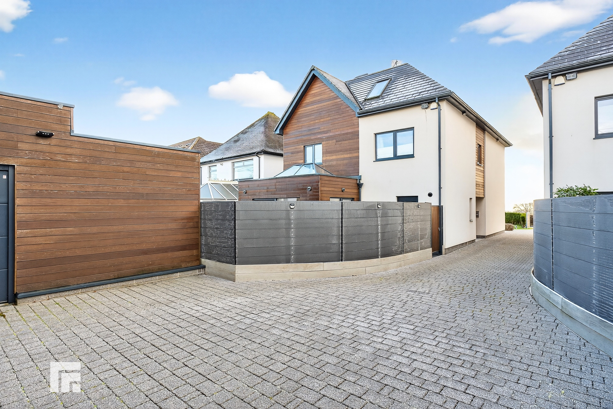 Llantrisant Road, Groesfaen, CF72, photo 45