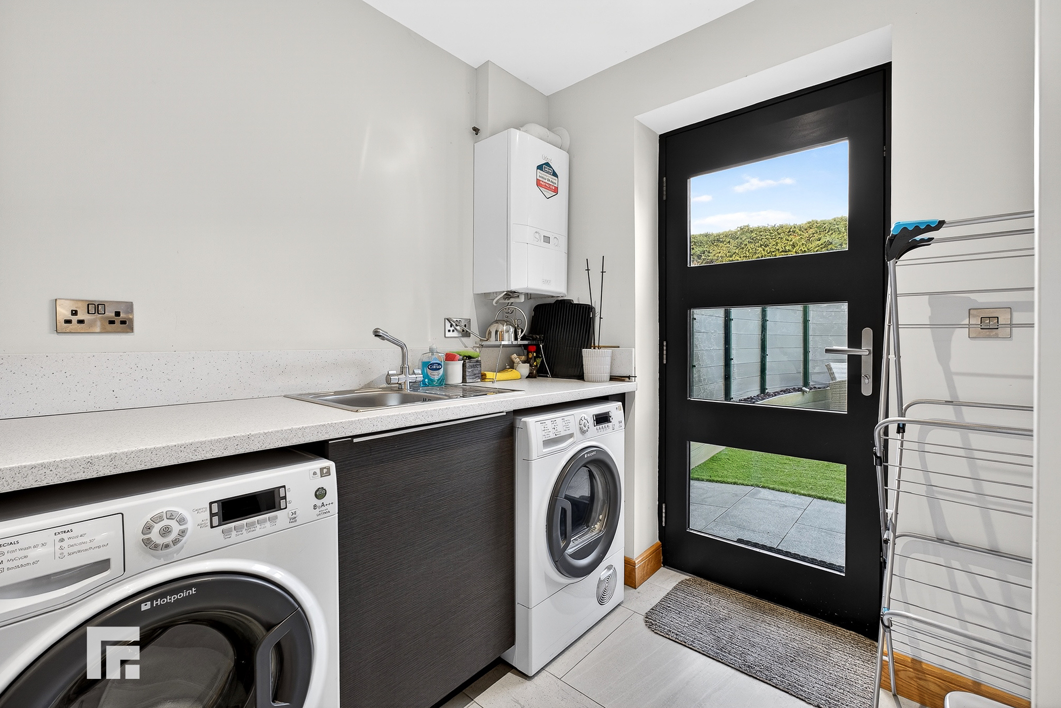 Llantrisant Road, Groesfaen, CF72, photo 15