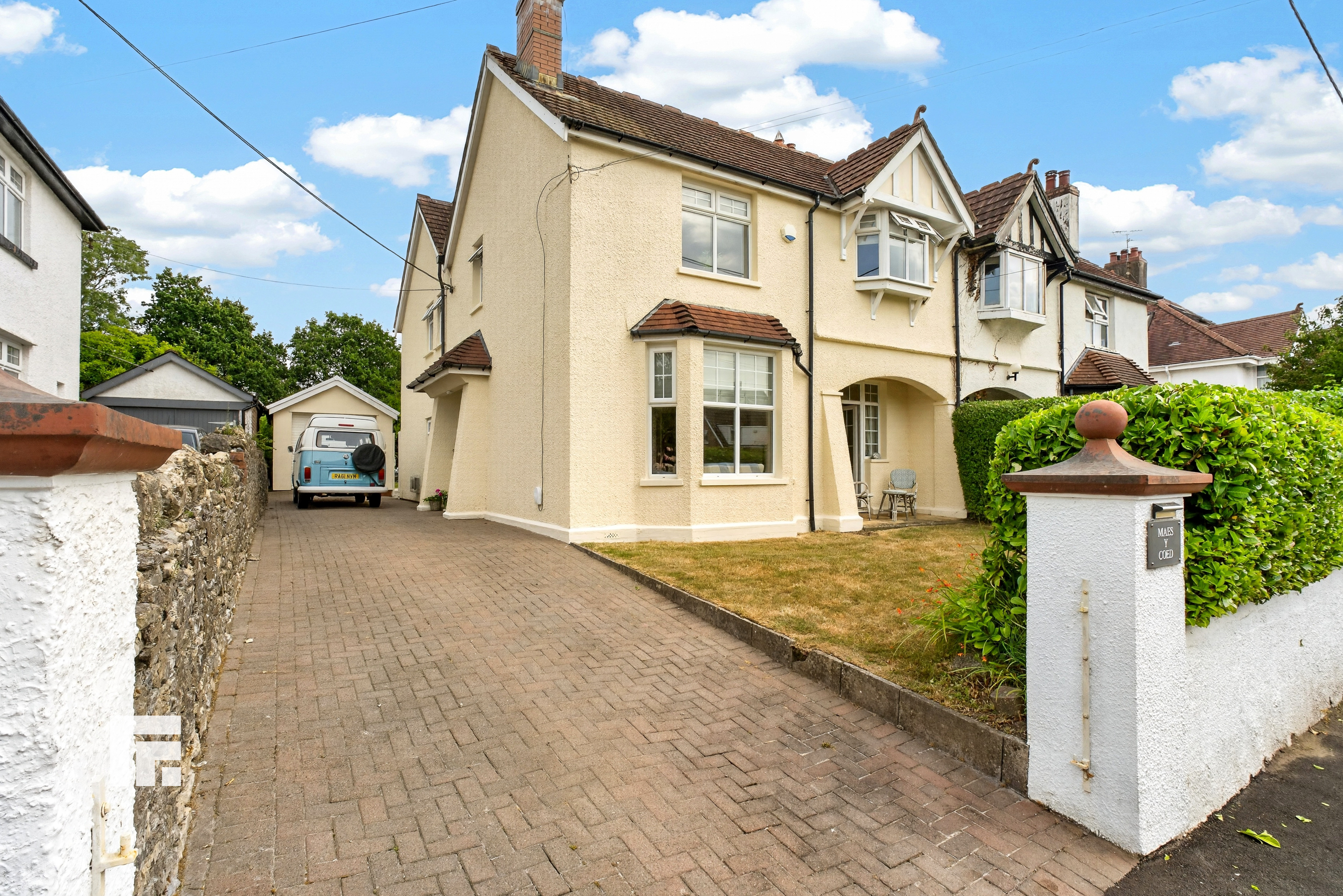 Heol Creigiau, Creigiau Cardiff CF15 9NN