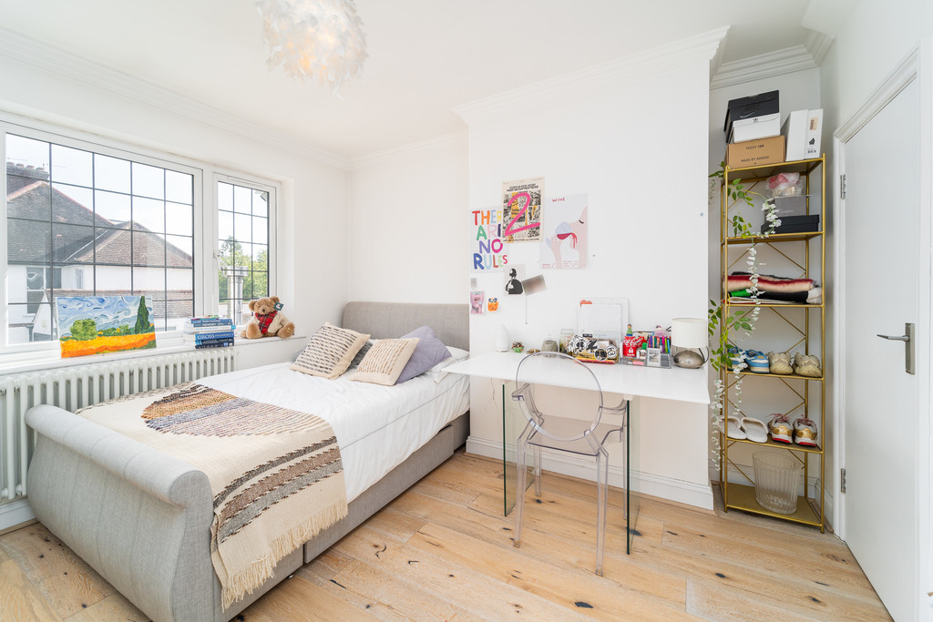 Long Lane, Finchley N3, photo 11
