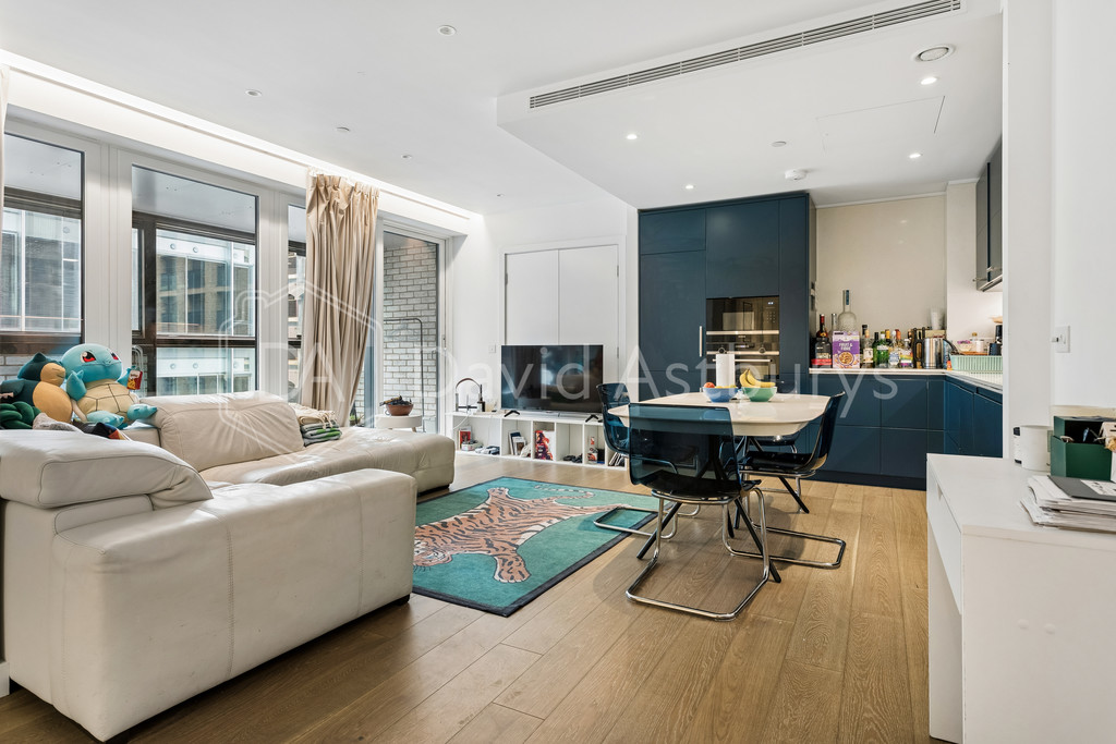 Jubilee Walk, Clerkenwell, London