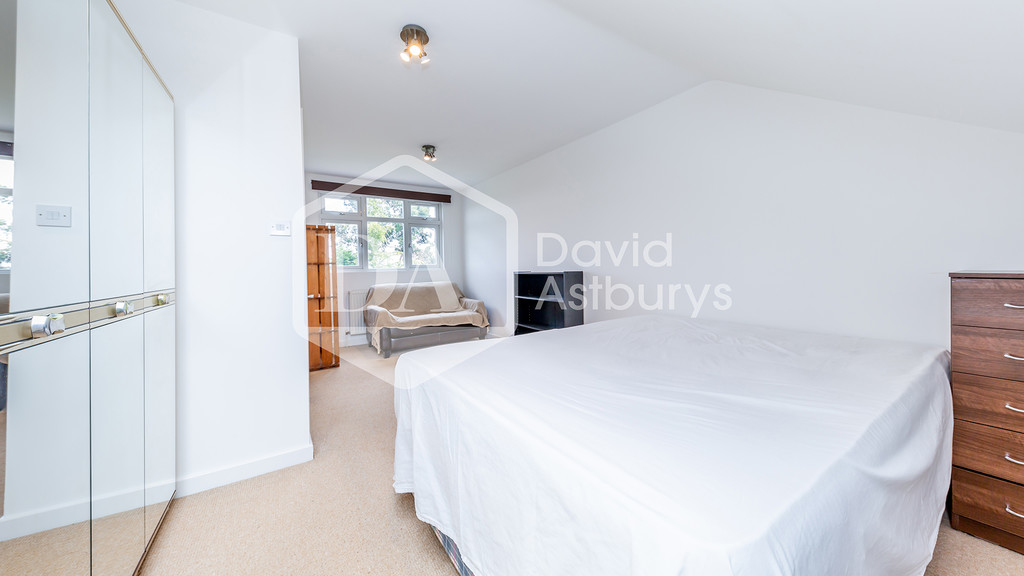 Stirling Road, Wood Green, London, photo 8