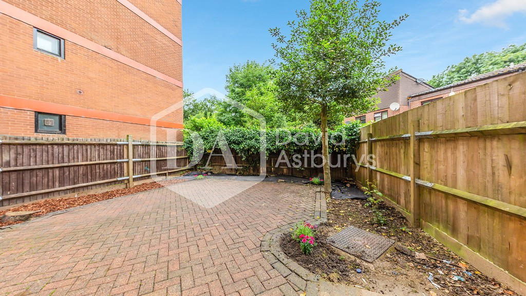 Hornsey Lane, Highgate, London, photo 5