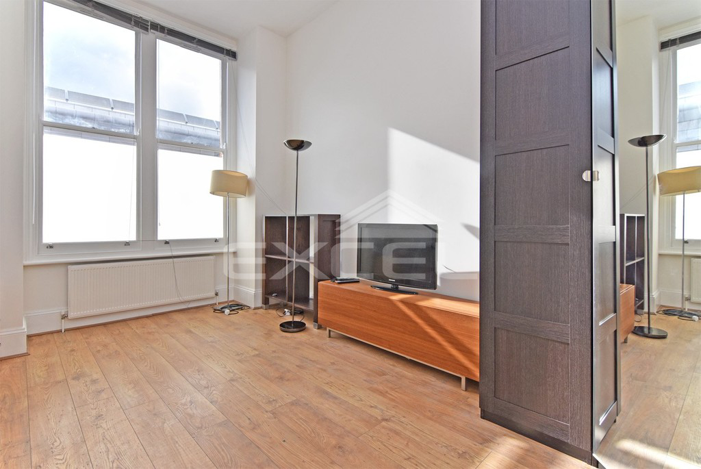 Finchley Road, Hampstead, London NW3 5HS, photo 5